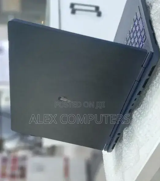 New Laptop Alienware X16 32GB Intel Core Ultra 9 SSD 1T