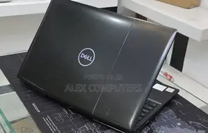 New Laptop Dell G15 5535 32GB Intel Core i7 SSD 512GB