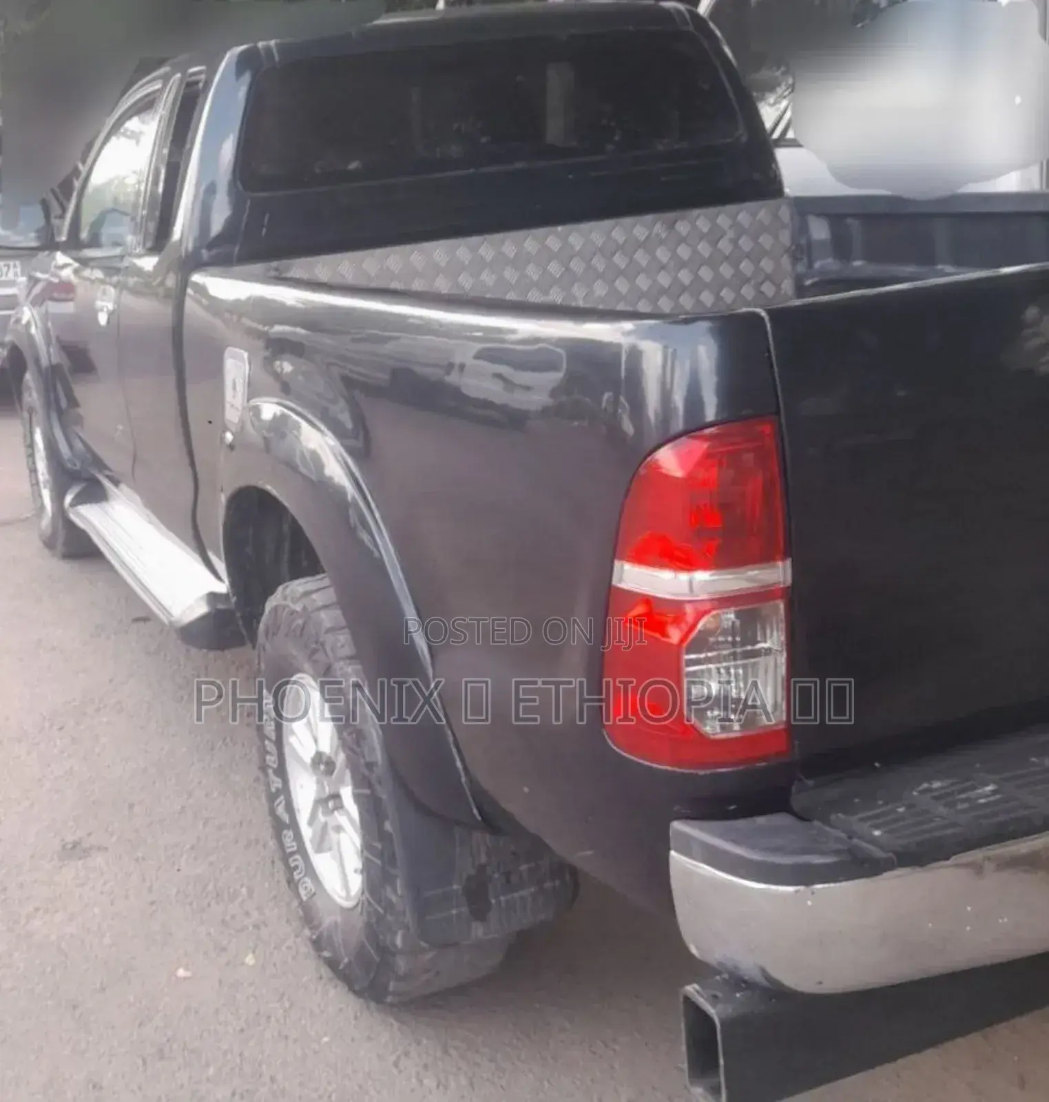 Toyota Hilux 2013 Gray
