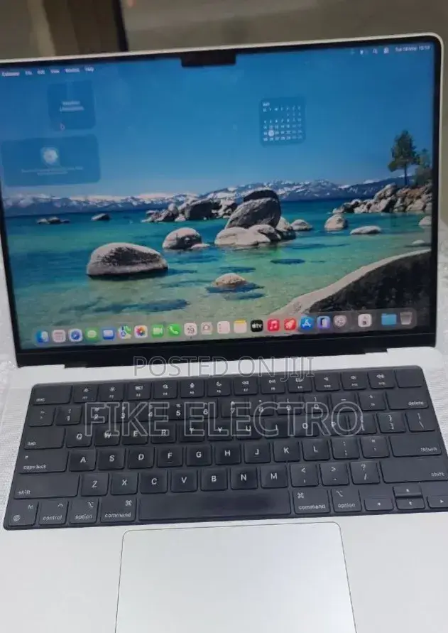New Laptop Apple MacBook Pro M1 16GB Apple M1 Pro SSD 512GB
