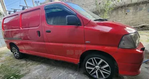 Toyota HiAce 2009 Red