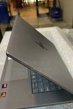 New Laptop HP OmniBook Ultra Flip 16" 16GB AMD Ryzen 5 SSD 512GB