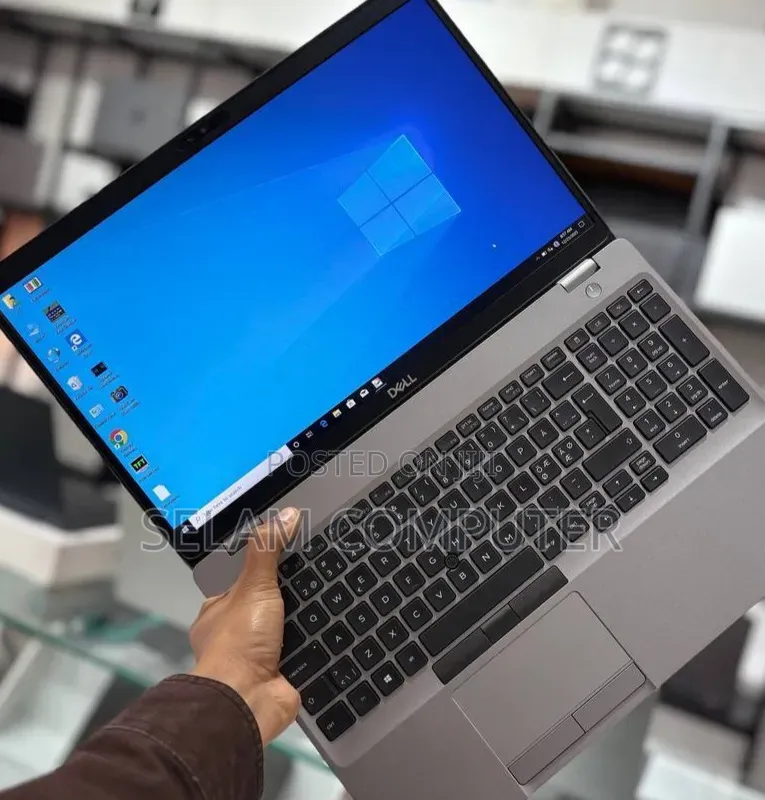 New Laptop Dell G15 5511 8GB Intel Core i5 SSD 256GB