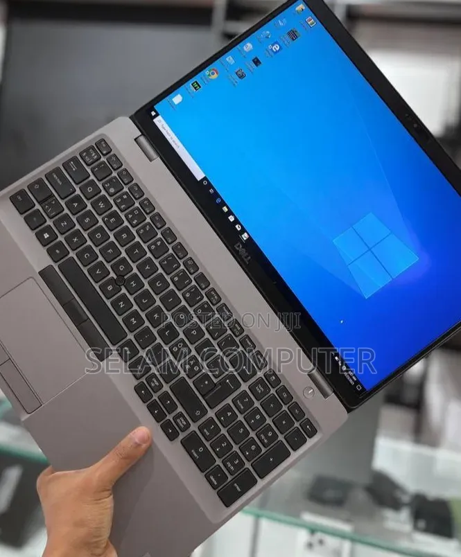 New Laptop Dell G15 5511 8GB Intel Core i5 SSD 256GB