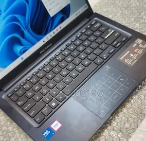 New Laptop Asus VivoBook 15 X505BA 16GB Intel Core i5 SSD 512GB
