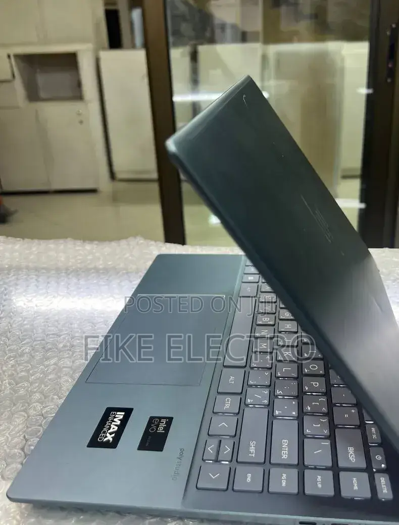 New Laptop HP Pavilion 15 16GB Intel Core Ultra 5 SSD 512GB