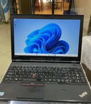Laptop Lenovo ThinkPad L570 4GB Intel Core i7 HDD 512GB