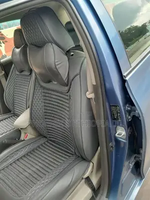 Toyota Yaris 2013 Blue