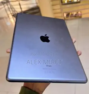 New Apple iPad 10.2 (2019) 32 GB Black
