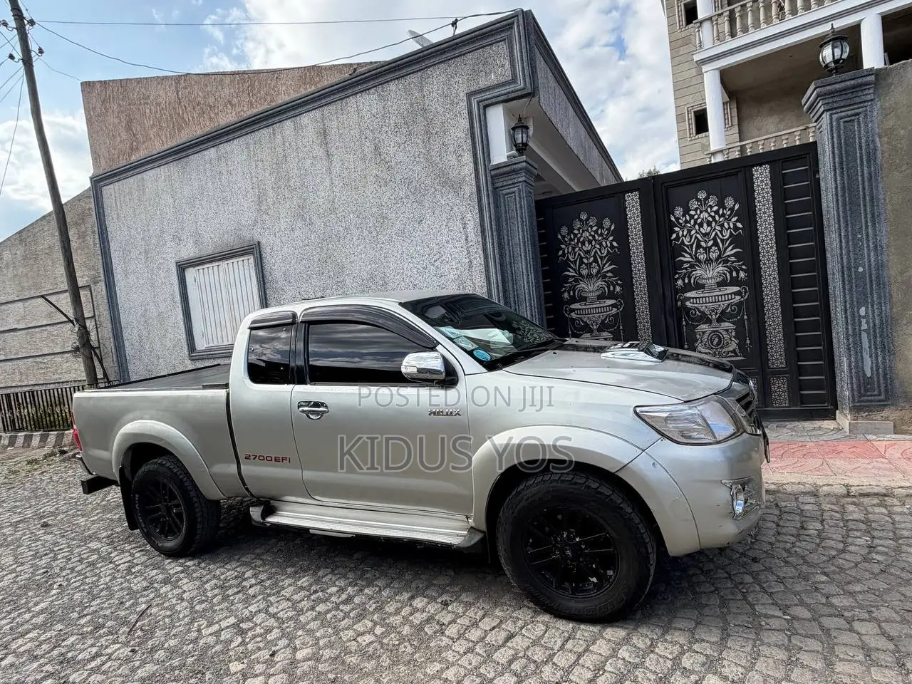 Toyota Hilux 2012 Silver