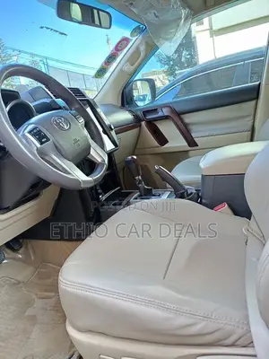 Toyota Land Cruiser Prado 2016 Silver