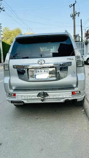 Toyota Land Cruiser Prado 2016 Silver