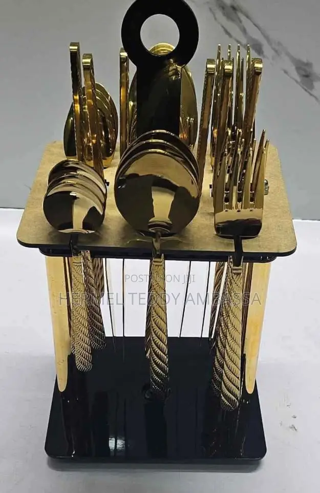 24 PCS High Quality Golden Cutlery Set With Stand