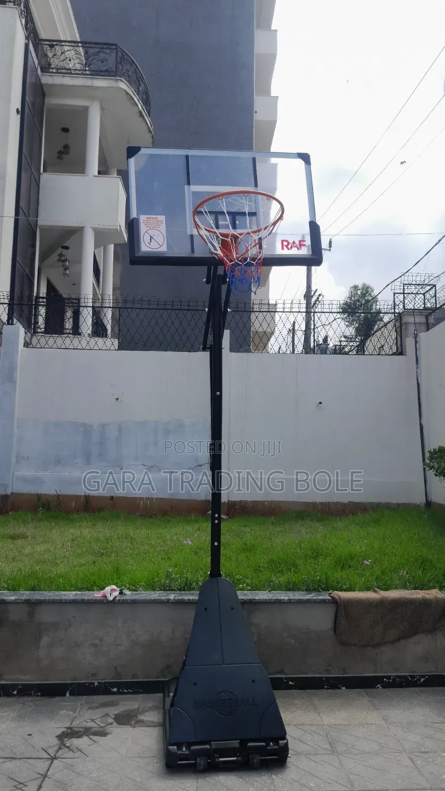 Basketball Stand ቅርቻት ኩዋስ