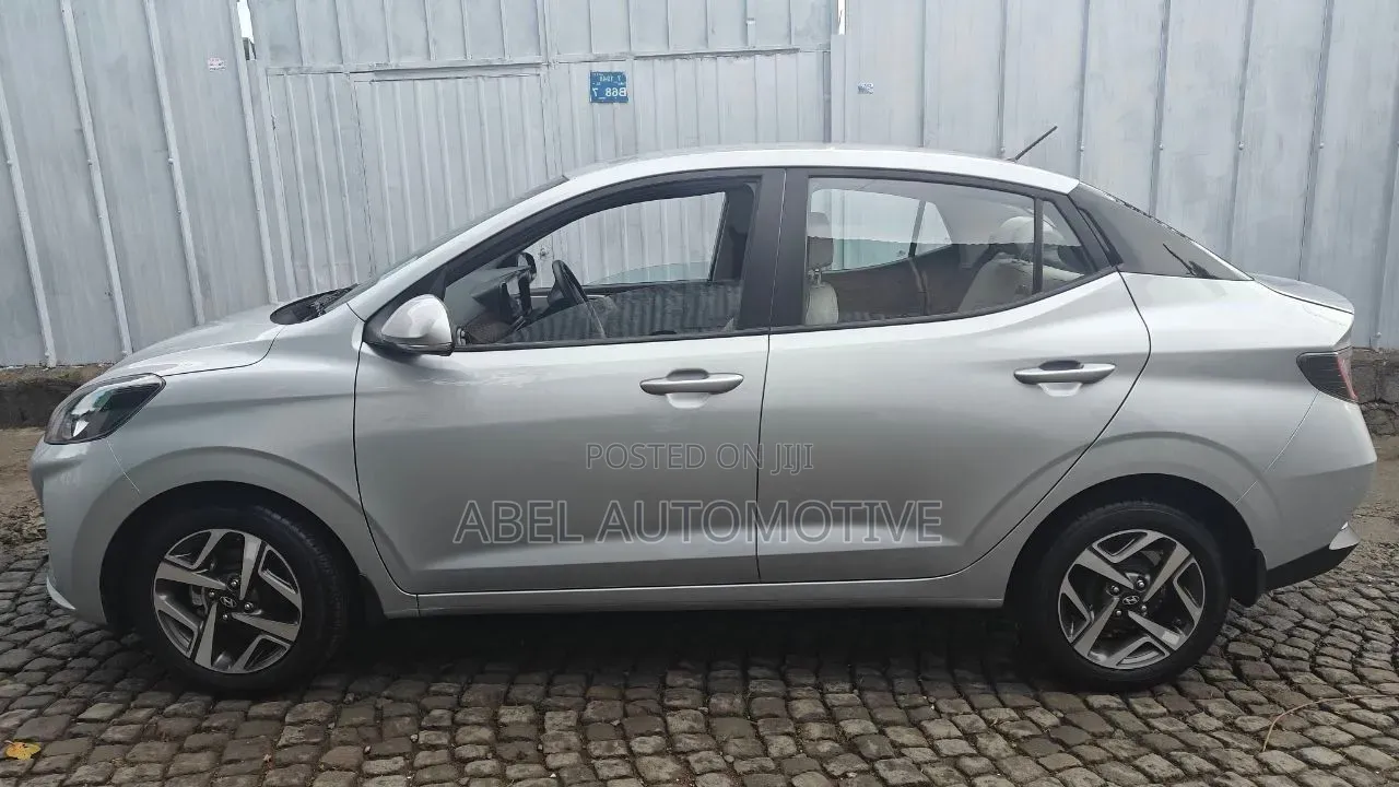 Hyundai I10 2022 Silver