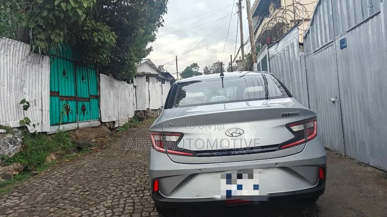 Hyundai I10 2022 Silver