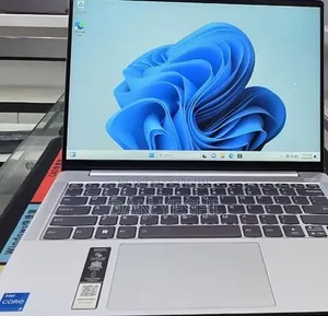 New Laptop Lenovo 16GB Intel Core i7 SSD 512GB
