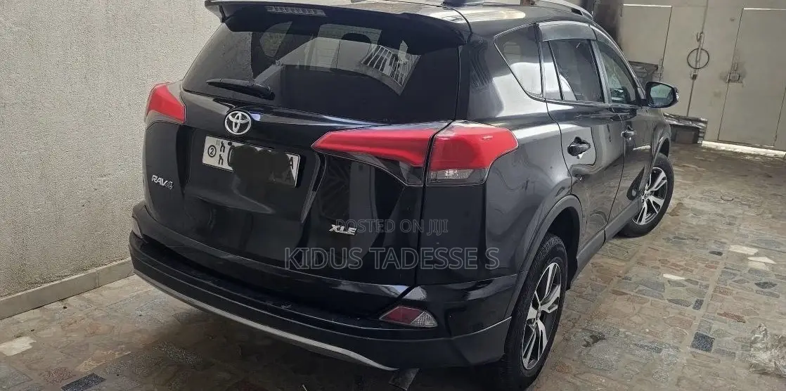 Toyota RAV4 2018 Black