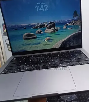 New Laptop Apple MacBook Pro M1 16GB Apple M1 Pro SSD 512GB