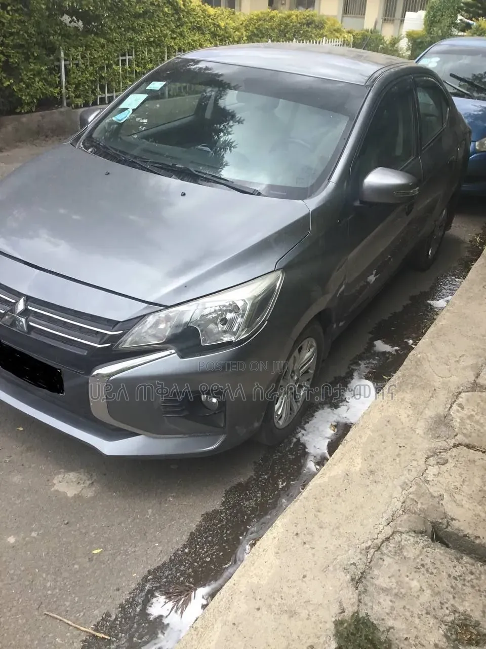 Mitsubishi Attrage 2022 Gray