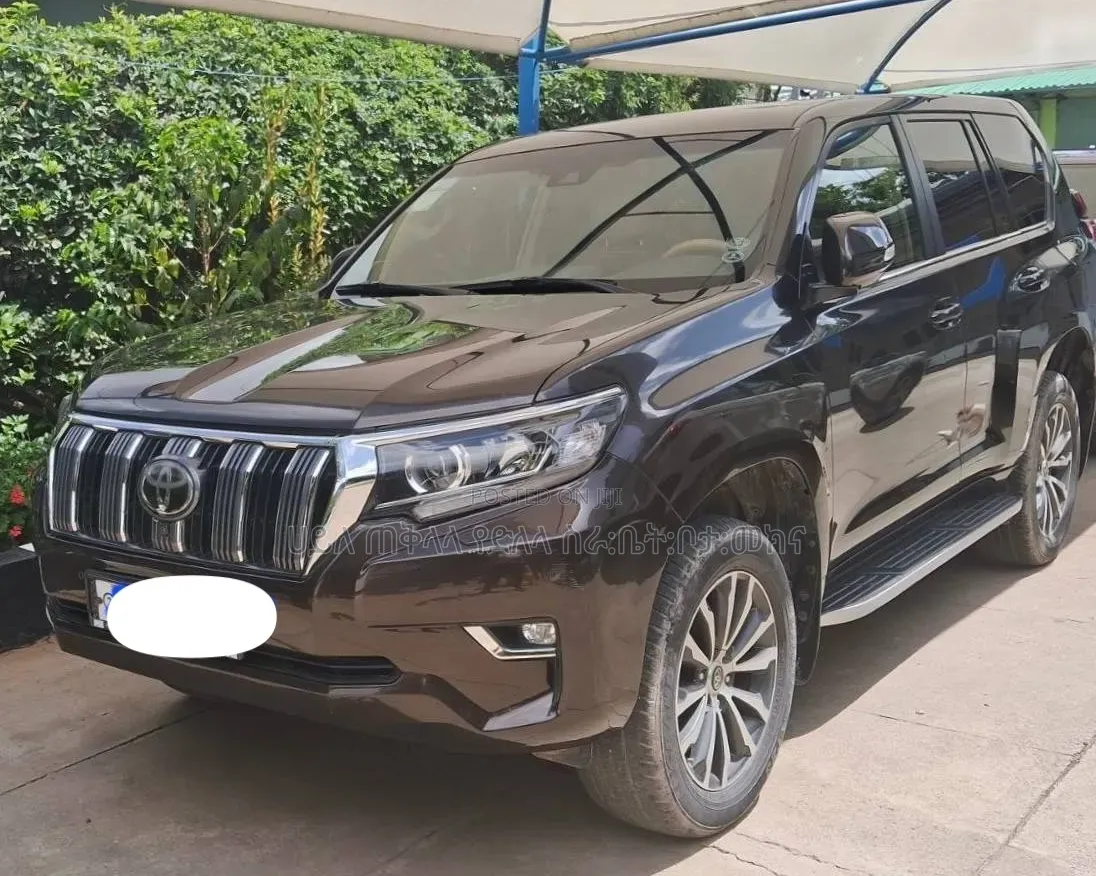 Toyota Land Cruiser Prado 2019 Black