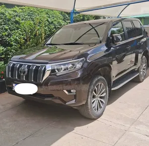 Toyota Land Cruiser Prado 2019 Black