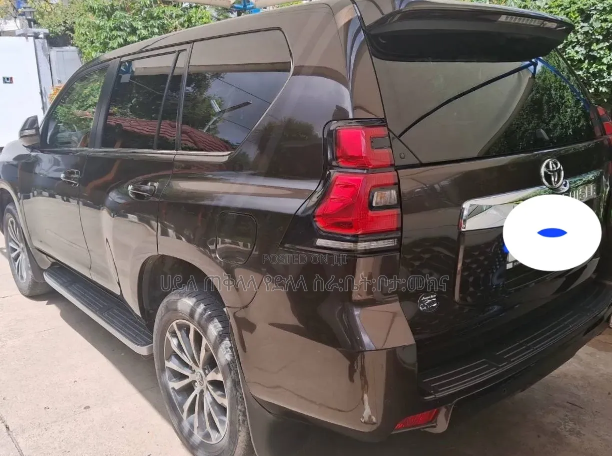 Toyota Land Cruiser Prado 2019 Black
