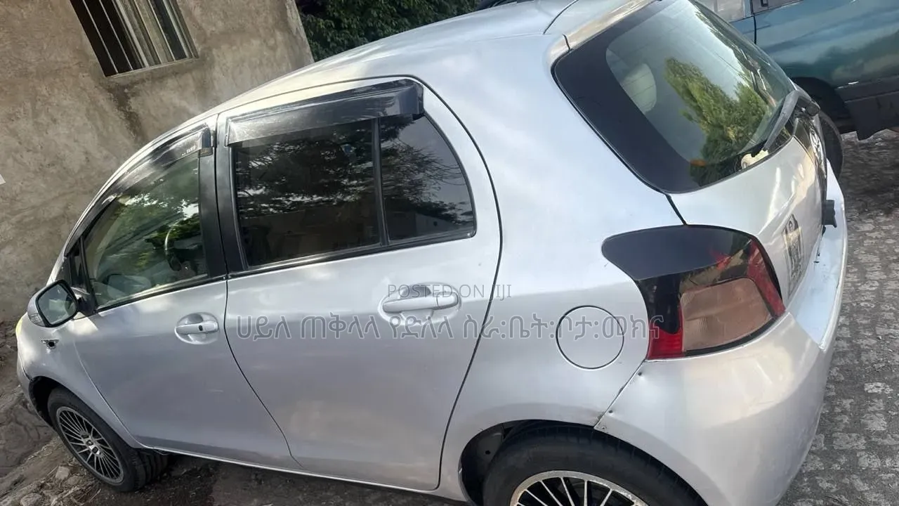 Toyota Yaris 2008 Silver