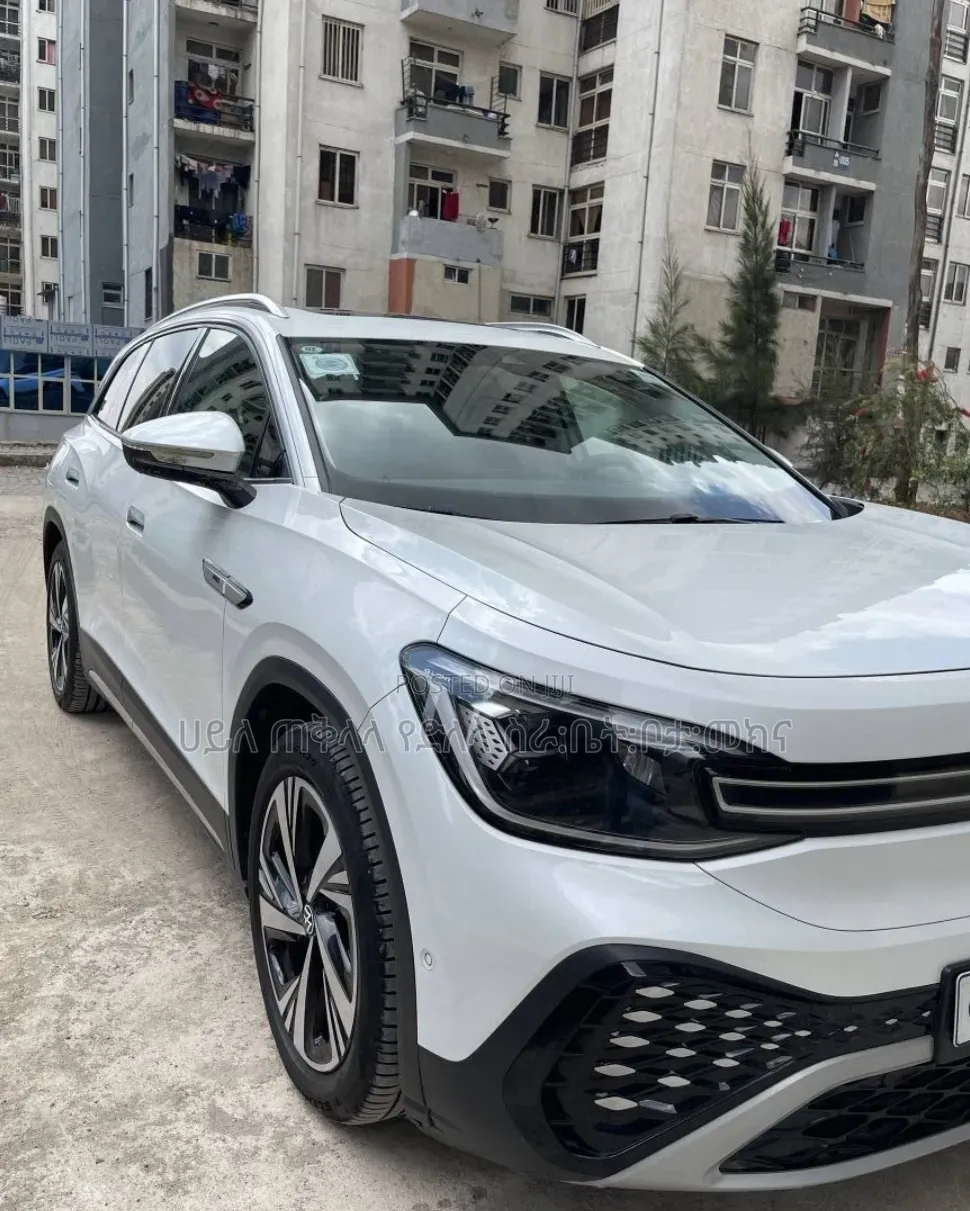 Volkswagen ID.6 2022 White