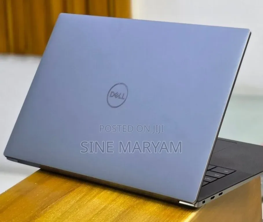 New Laptop Dell Precision 5560 16GB Intel Core i7 SSD 512GB