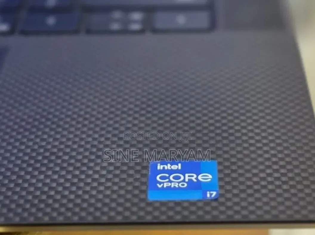 New Laptop Dell Precision 5560 16GB Intel Core i7 SSD 512GB