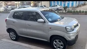 Suzuki S-Presso 2022 White