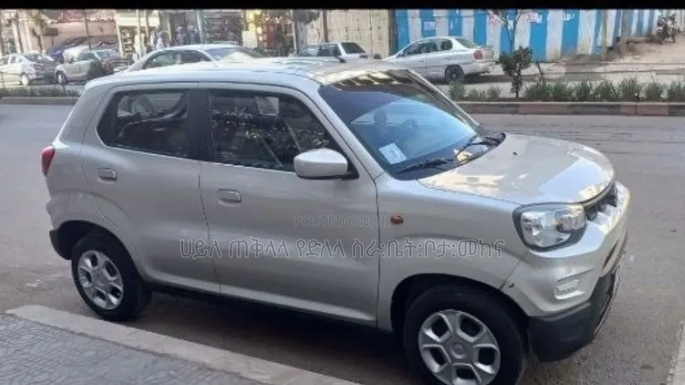 Suzuki S-Presso 2022 White