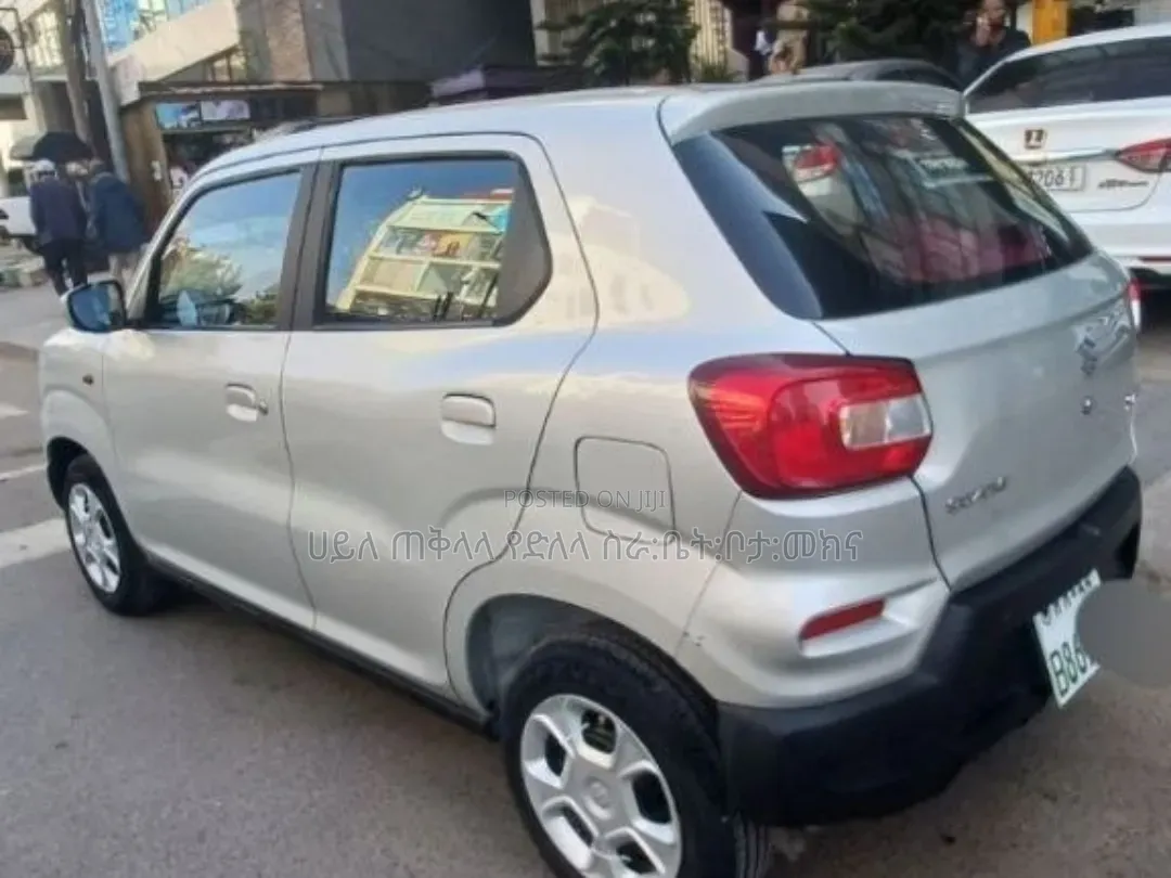 Suzuki S-Presso 2022 White