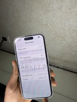 Apple iPhone 15 128 GB Green