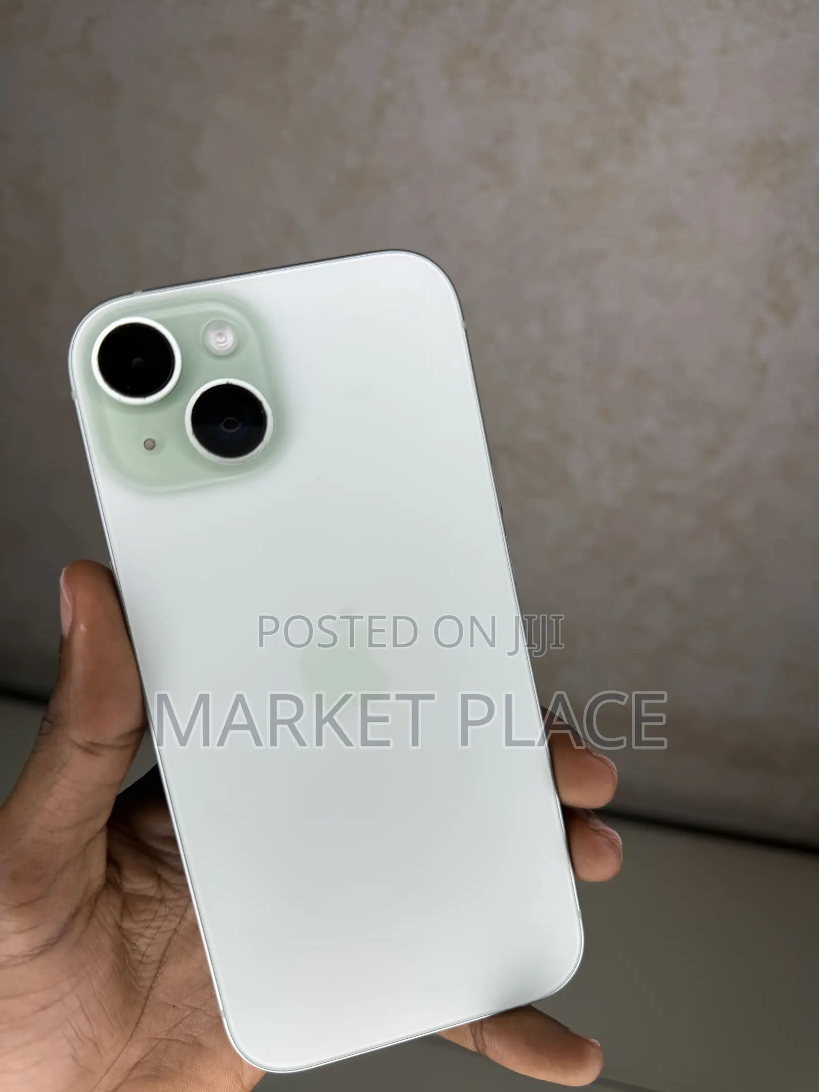 Apple iPhone 15 128 GB Green