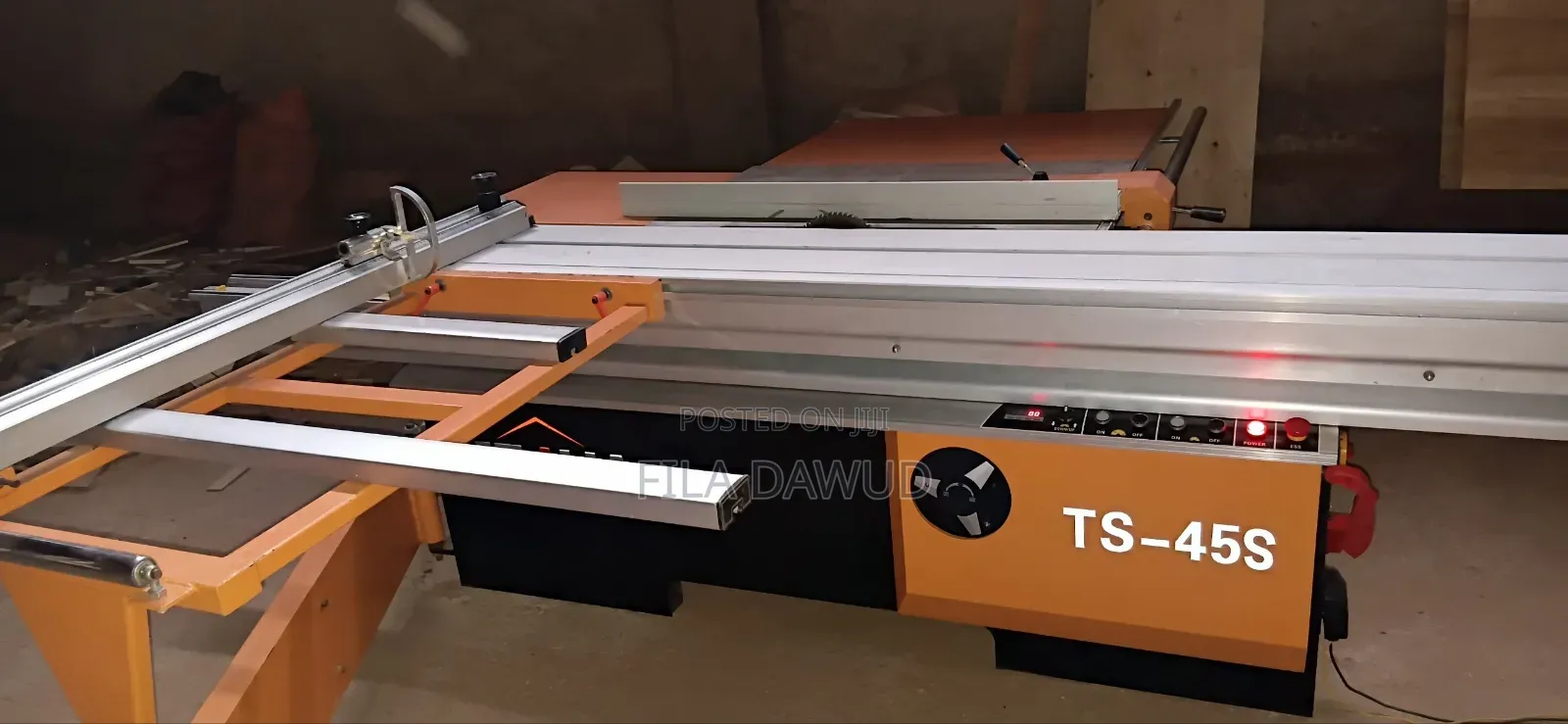 Panel Saw ጣውላ እና MDF መሰንጠቂያ