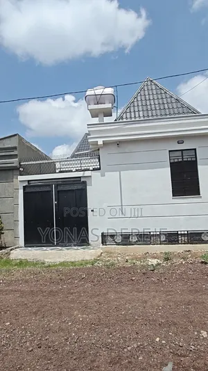 Furnished 5bdrm Villa in Dukem, East Shewa for sale