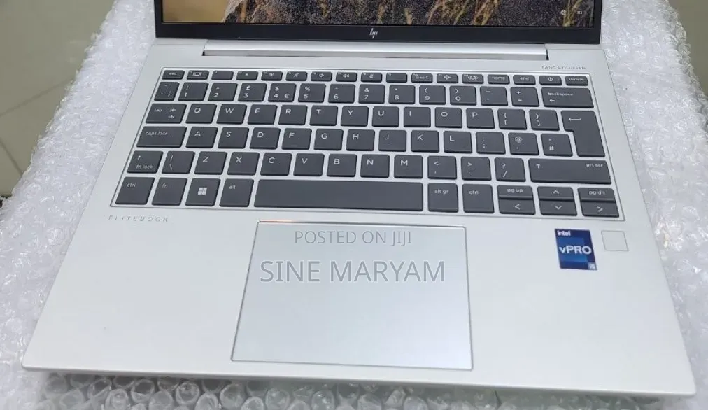 New Laptop HP EliteBook 830 G9 16GB Intel Core i5 SSD 512GB