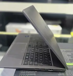 New Laptop HP ZBook 14 16GB Intel Core i7 SSD 512GB