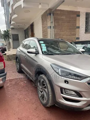 Hyundai Tucson 2019 Gold