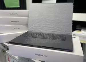 New Laptop Apple MacBook 36GB Apple M3 Max SSD 1T