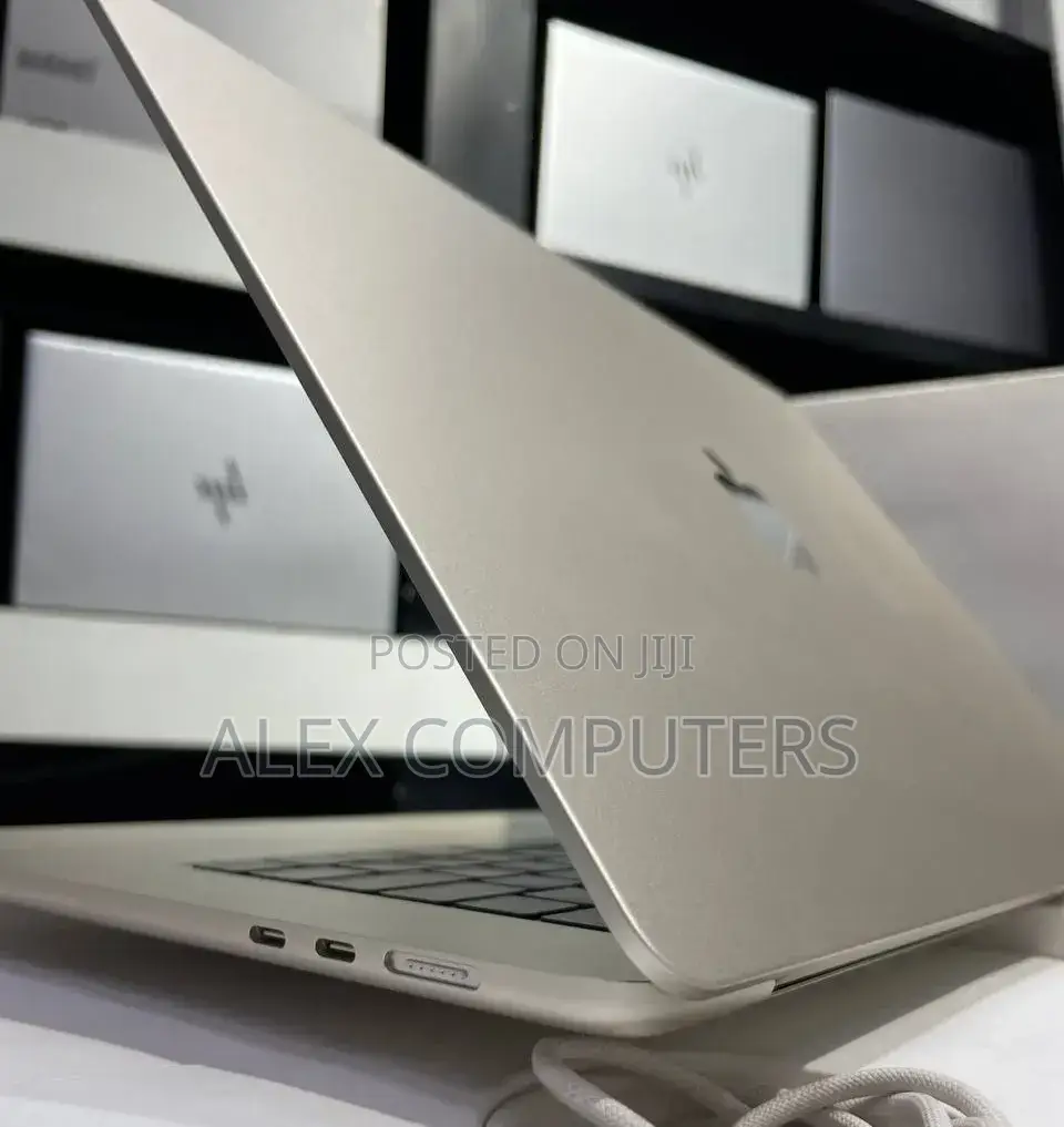 New Laptop Apple MacBook Air 2025 M4 15-inch 16GB Apple M4 SSD 256GB
