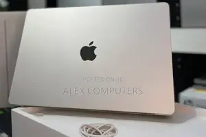 New Laptop Apple MacBook Air 2025 M4 15-inch 16GB Apple M4 SSD 256GB