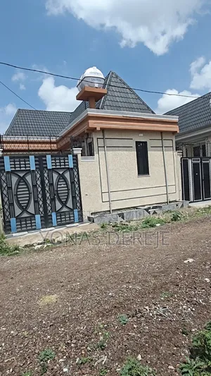 Furnished 5bdrm Villa in Dukem, East Shewa for sale