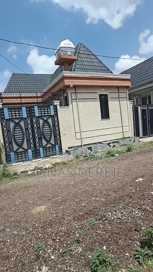 Furnished 5bdrm Villa in Dukem, East Shewa for sale