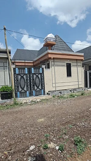 Furnished 5bdrm Villa in Dukem, East Shewa for sale