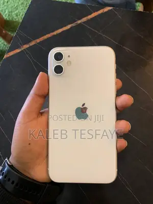 New Apple iPhone 11 64 GB White