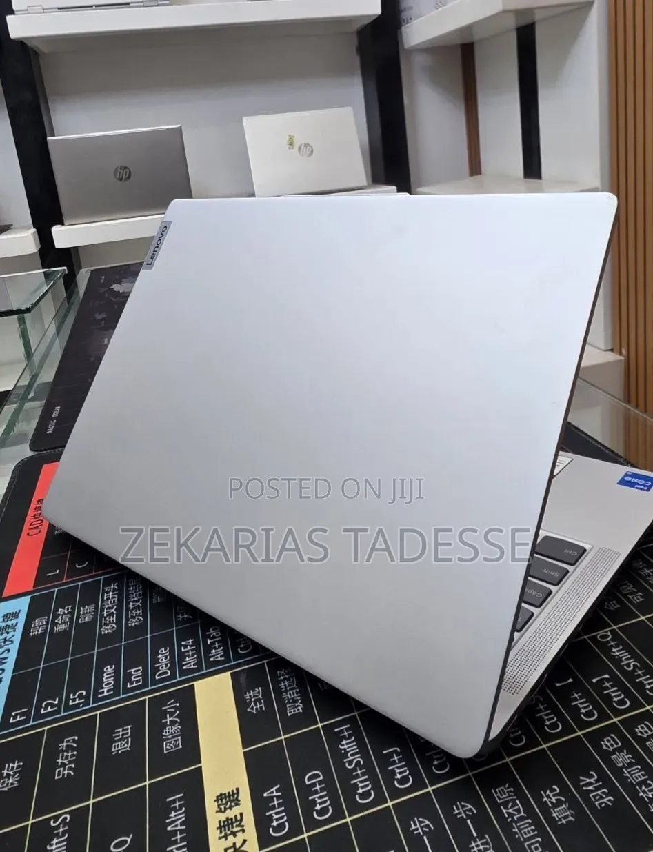 New Laptop Lenovo Ideapad 3 16GB Intel Core i7 SSD 512GB