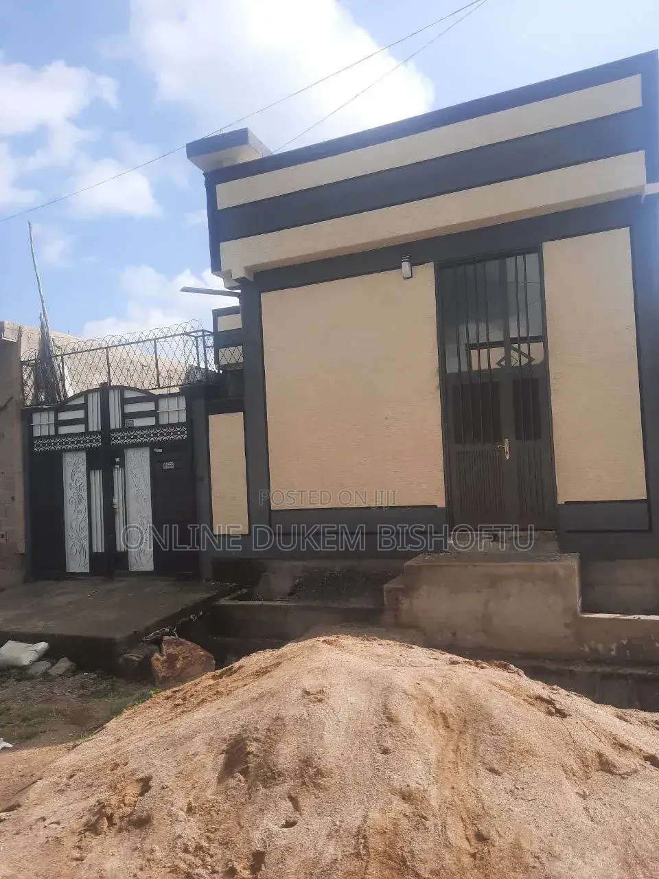 Furnished 7bdrm Villa in Dukem, East Shewa for sale